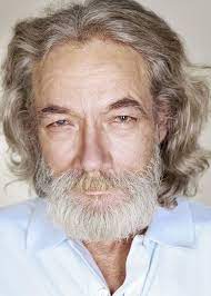 Make Em Swoon The 12 Sexiest Men S Long Hairstyles Older Mens Hairstyles Long Hair Styles Men Old Man Long Hair