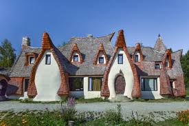 Marele avantaj al acestui sistem este că poți face. Castelul De Lut Valea Zanelor Un Loc Desprins Din Basme RomaneÈti