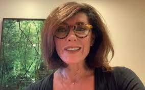 Faz tanto tempo que ela está na globo fingindo ser alguém que eu já não tenho esperanças de desver flávia alessandra e paolla oliveira, num futuro próximo (outras duas das mais terríveis). Christiane Torloni 64 Gets Vaccine Against Covid 19 Long Live Science Entertainment Prime Time Zone
