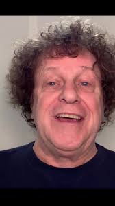 Leo Sayer Clown Wiggles Mashup with Stormzy Vossi Bop Dance