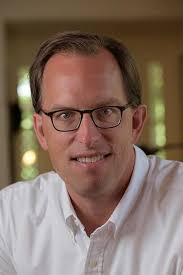 Amazon.com: Service: A Navy SEAL at War: 9780316185363: Luttrell, Marcus,  Hornfischer, James D.: Books