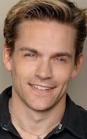 Джонатан Шарп (Jonathan Sharp): фильмы, биография, семья, фильмография —  Кинопоиск