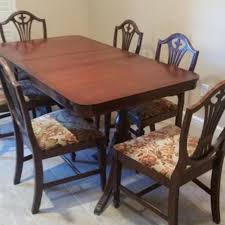 I have been checking ebay and searching the internet for over 8 months but have been unable to find the same style anywhere. Best Family Estate Sale Duncan Phyfe Style Dining Table For Sale In Houston Texas For 2021