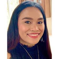 Carissa Crum's Instagram, Twitter & Facebook