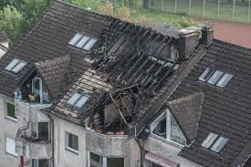 Nov 25, 2018 · lg has entered into several sponsorship dealings to increase its brand visibility in the consumer market. Brand In Mehrfamilienhaus Neun Verletzte Bei Feuer In Leverkusen Quettingen Kolner Stadt Anzeiger