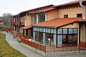 The latest tweets from camin de batrani (@camin_batrani). CÄmin De BÄtrani AsociaÈia Capernaum Comuna Buza Startseite Facebook