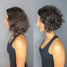 60 Most Delightful Short Wavy Hairstyles In 2020 Angled Bob Hairstyles Bob Hairstyles For Thick Medium Hair Styles