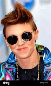 Elly jackson hi-res stock photography and images