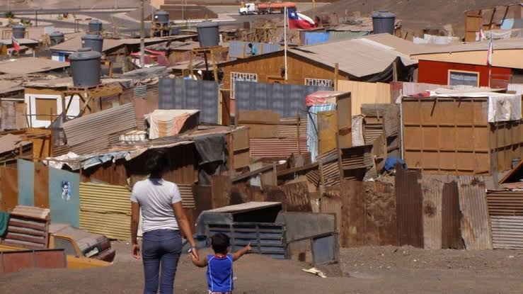 Un misil al corazón de los barrios populares: reflexiones de la semana  sobre COVID 19 y derechos humanos. - MundoSur