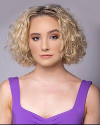 Jennifer Orf's Instagram, Twitter & Facebook