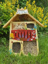 Others Kindergarten Farewell Insect Hotel A Designer Piece By Die Orig Designer Dieorig Farewell Hot In 2020 Insect Hotel Backyard Decor Plants Kindergarten