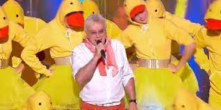 Lionel, qui avait rencontré un immense succès en 1981 avec ce titre écoulé à 3,5 millions d'exemplaires, est mort dans la nuit de mardi à mercredi d'une tumeur au cerveau, rapporte l'avenir. La Danse Des Canards Le Chanteur Belge J J Lionel Est Mort