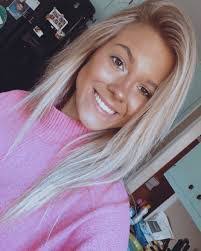 Leah Oglesby's Instagram, Twitter & Facebook