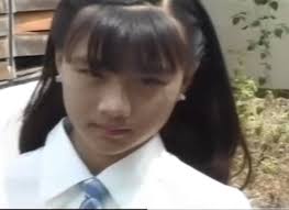 西村理香 写真集 2004年発売