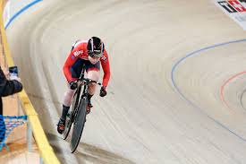 De wedstrijd kwam er na een petitie van emma pooley , kathryn bertine , chrissie wellington en marianne vos voor een tour voor vrouwen, 4 na het wegvallen van la grande boucle féminine in 2009. Nk Baanwielrennen Apeldoorn Netherlands Stadium Arena Sports Venue Sports Event Facebook