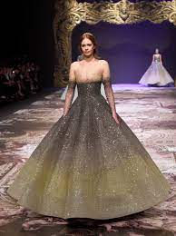 Michael cinco (fashion designer) was born on the 27th of august, 1971. Michael Cinco Fall 2017 Fashion Forward Dubai Gowns Gorgeous Dresses Fashion