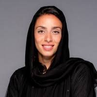 200+ perfiles de «Dena»