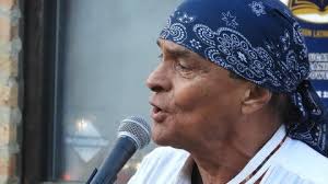 Realizarán un homenaje en Pilsen al recién fallecido activista Héctor de  Alva