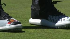 Sneakers with micro g® cushioning give that bouncy, responsive feeling. Steph Curry Dons Custom Golf Shoes To Honor Breonna Taylor At Golf Event