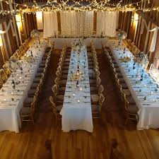 A New Layout For The Tudor Barn These Long Banqueting Tables Look Amazing Our Fairlight Back Wedding Table Layouts Wedding Reception Layout Wedding Top Table