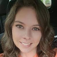 Amy Craycraft's Instagram, Twitter & Facebook