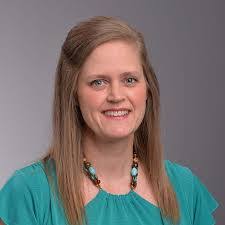 Amanda Kozlowski's Instagram, Twitter & Facebook