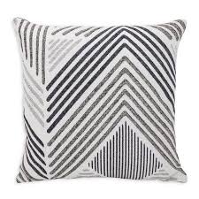 Better Homes Gardens Decorative Throw Pillow Chevron 18 Walmart Com Throw Pillows Decorative Throw Pillows Geometric Throw Pillows