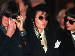 During the 1980s, while she was married to gucci, she was an affluent italian. Guerra Entre Las Herederas Del Imperio Gucci Gente El Pais