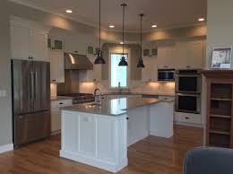 white kitchen cabinets for a cleaner