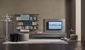 Jetzt fotos ansehen, den fernseher verstecken und dein wohnzimmer umgestalten! Tv Mobel Gekonnt Versteckt Oder Bewusst In Szene Gesetzt