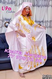 Voir plus d'idées sur le thème model bazin femme, mode africaine african dresses styles 2019 : 80 Idees De Modele Bazin En 2021 Mode Africaine Tenue Africaine Robe Africaine
