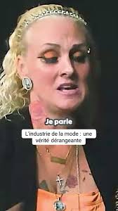 Je suis tellement fière d'annoncer que je suis finaliste!