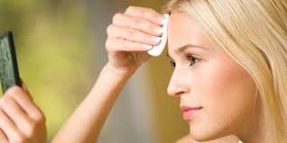 Est Ce Que Le Vinaigre De Cidre Peut Combattre Les Taches De Vieillesse Maquillage Naturel Soins Pour Peau Grasse Huile De Ricin