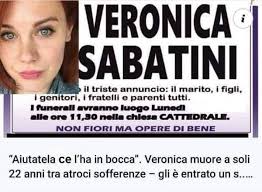 Ci lascia a 22 anni per un motivo assurdo: gli è entrato in bocca un  s...Altro...