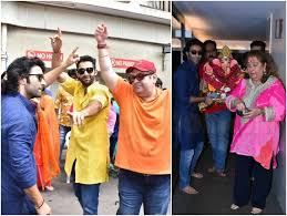 Raj kapoor's younger daughter, rima jain, is married to investment banker manoj jain and is the mother of aspiring actor armaan jain. Brothers Armaan Jain And Aadar Jain Dance Their Heart Out As They Perform Ganesh Visarjan With Mother Rima Jain And Uncle Rajiv Kapoor