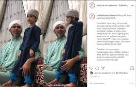 Habib ali zaenal abidin al hamid. Habib Ali Zainal Abidin