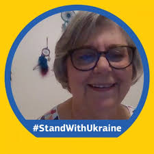 What meal options are available for elderly parents with simple palate and  no driving required?