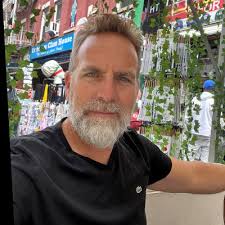 At Kuehne+Nagel, we love to inspire.