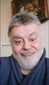 Elie Ayoub Comedian artist's Video