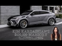 A samozřejmě ani tentokrát není úplně obyčejný, jakkoliv. Non Furry 600k 1 Of 1 Widebody Lambo Urus Joins Kim Kardashian S Bespoke Fleet Autoevolution