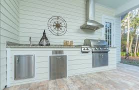 outdoor kitchen projects