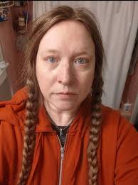 Aldi's Aquaphor alternative for shiny teeth