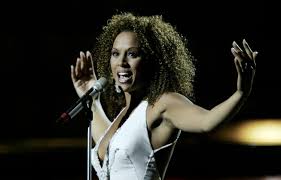 Glennis grace was a singer act from season 13 of america's got talent. Glennis Grace De Representar A Paises Bajos En Eurovision 2005 A Finalista De America S Got Talent Eurovision Spain Com