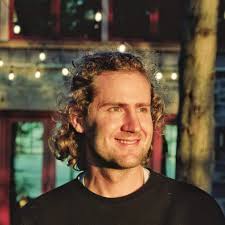 Furnished apartment for 2 in Calgary?