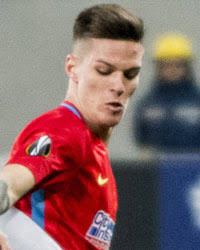 Inaltime, salariu, echipa la care joaca, salariu, iubita, transfer, imagini. Dennis Man