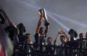 Check super league 2020/2021 page and find many useful statistics with chart. Paok Fans Celebrate Their 1st Greek League Title In 34 Years