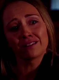 I'm in pain 😪🥲 I think no one loves me I'm alone no one cares about me💔 