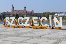 Szczecin jest trzecim pod względem powierzchni i siódmym pod względem liczby mieszkańców miastem w polsce. Napis Szczecin W Koncu Stanie Na Lasztowni Znamy Konkrety Glos Szczecinski