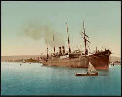 Although the suez canal wasn't officially completed until 1869, there is a long history of interest in connecting both the nile river in egypt and the mediterranean sea to the red sea. File Canal De Suez Navire Entrant Depuis La Mer Rouge Lccn2017656981 Jpg Wikipedia