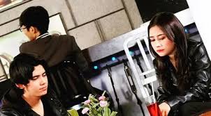 Prilly latuconsina dan aliando syarief mp3 & mp4. Prilly Latuconsina Aliando Syarief Makin Lengket Di Ggs Returns News Entertainment Fimela Com